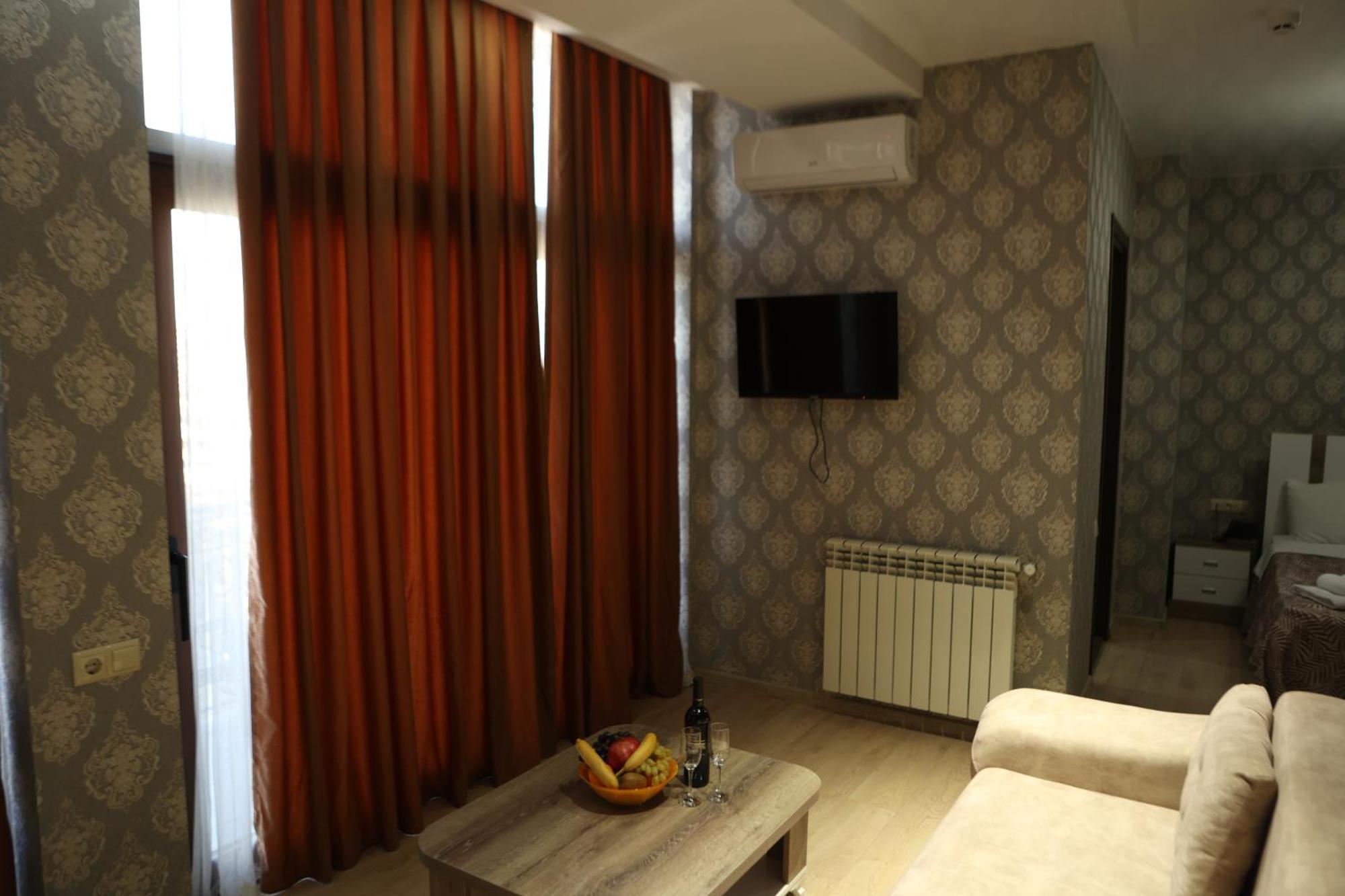Hotel Dream Tower Batumi Exterior foto