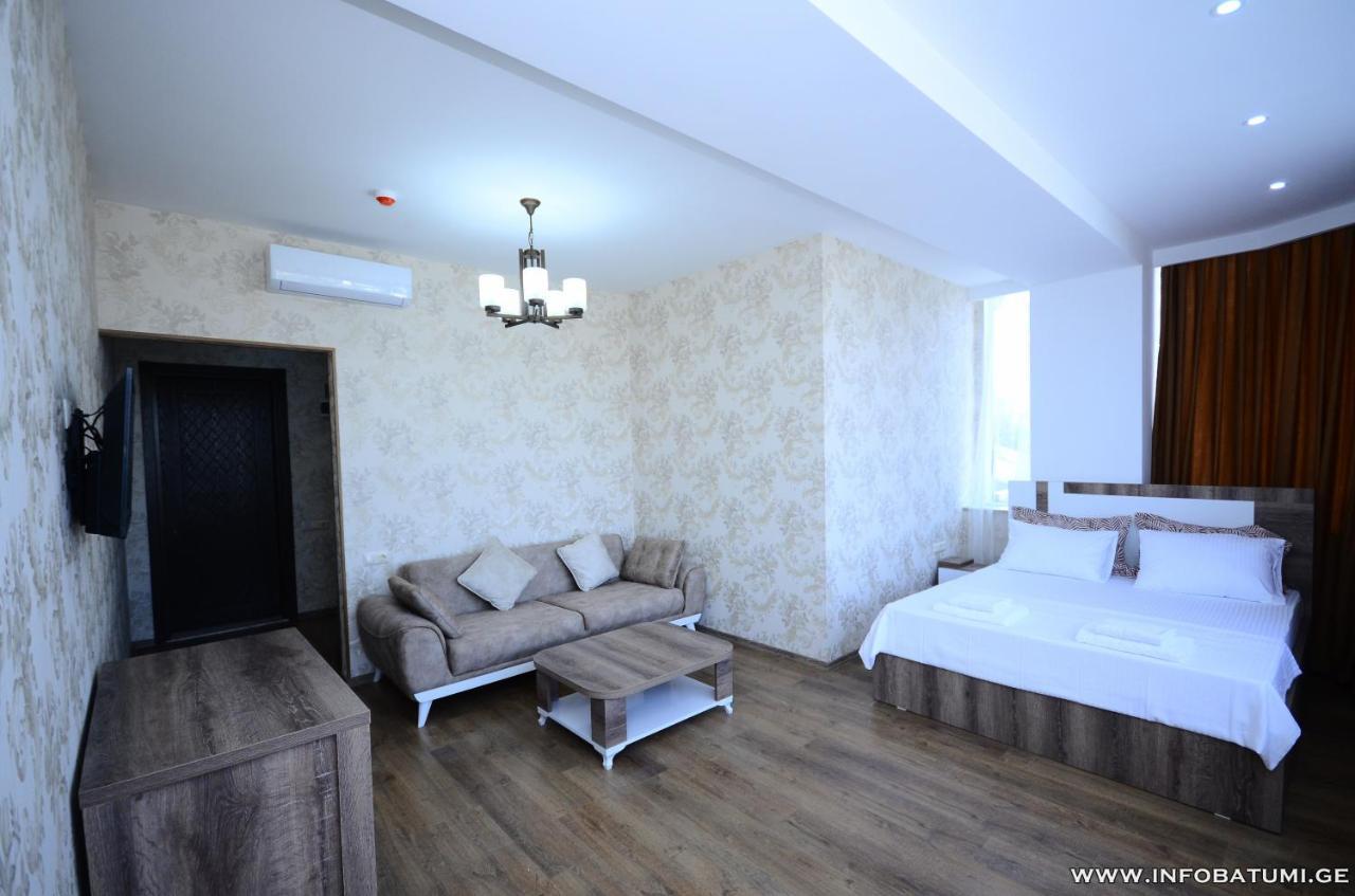Hotel Dream Tower Batumi Exterior foto